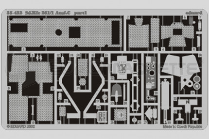 Eduard - SdKfz 251/1 ausf C (tamiya)