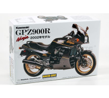 Aoshima - Kawaxaki GPZ-900R 2002