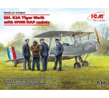 Icm - DH 82A Tiger Moth & RAF Cadets