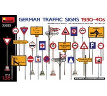 Miniart - German traffic signs 1930/40