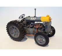 Plus model - Tracteur Fordson N Big RAF