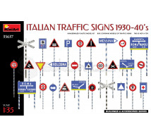 Miniart - Italian traffic signs 1939/40
