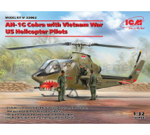 Icm - AH-1G Cobra & pilots
