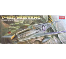 Academy - P-51 C Mustang