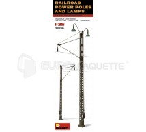 Miniart - Railroad power poles & Lamps
